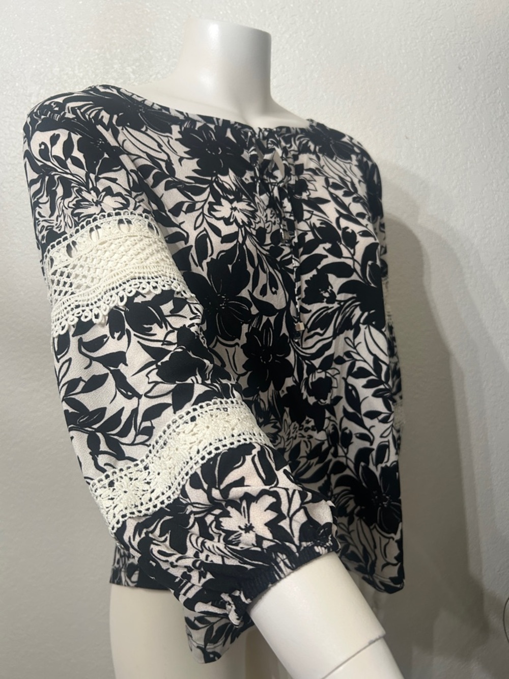 Adrienne Vittadini Floral Crochet Trim Blouse - Picture 2 of 2
